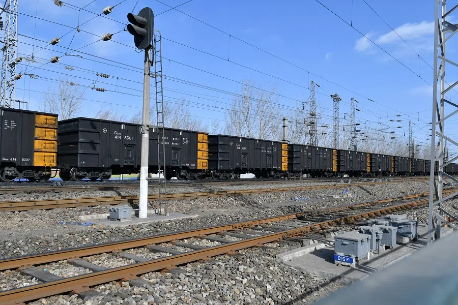 The Daqin (Datong-Qinhuangdao) railway. (Photo: Tyg728/Licensed under CC BY-SA 4.0)