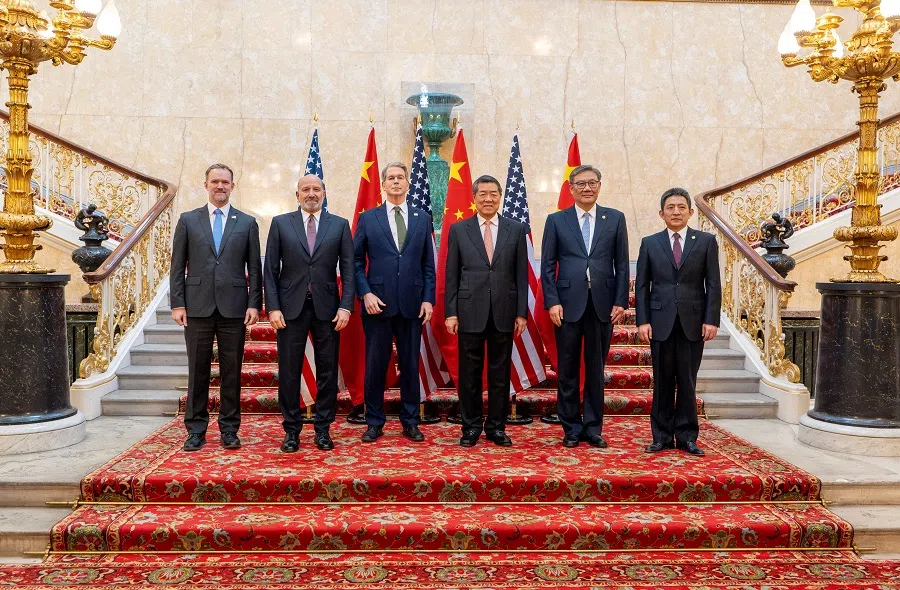 US Treasury Secretary Scott Bessent and Chinese Vice-Premier He Lifeng pose for a photo with US trade representative Jamieson Greer, US Secretary of Commerce Howard Lutnick, Chinese Commerce Minister Wang Wentao, and China’s international trade representative and Vice-Minister of Commerce Li Chenggang, in London, Britain, on 9 June 2025.