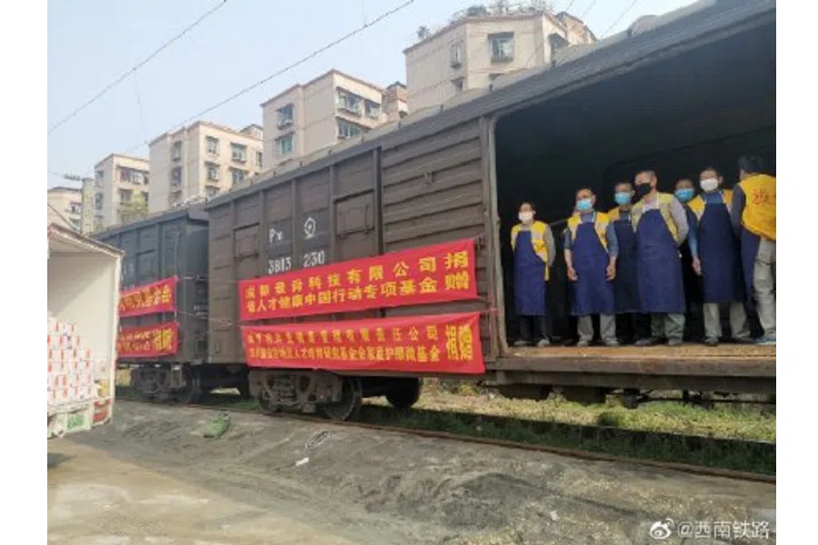 Daily necessities and medical supplies were transported in a timely manner from Jianyang to Ezhou.