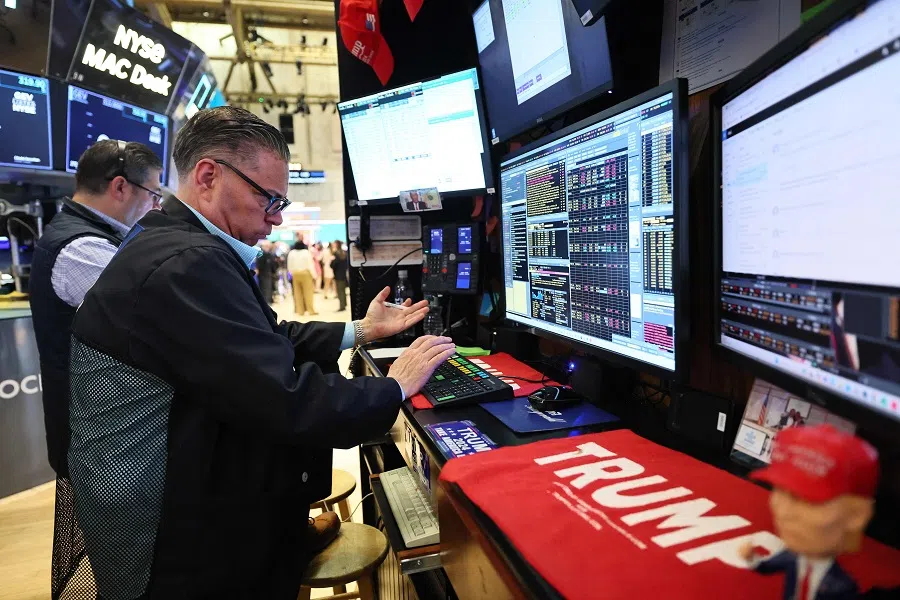 Traders work on the floor of the New York Stock Exchange during morning trading on 22 April 2025 in New York City, US. (Michael M. Santiago/Getty Images via AFP)