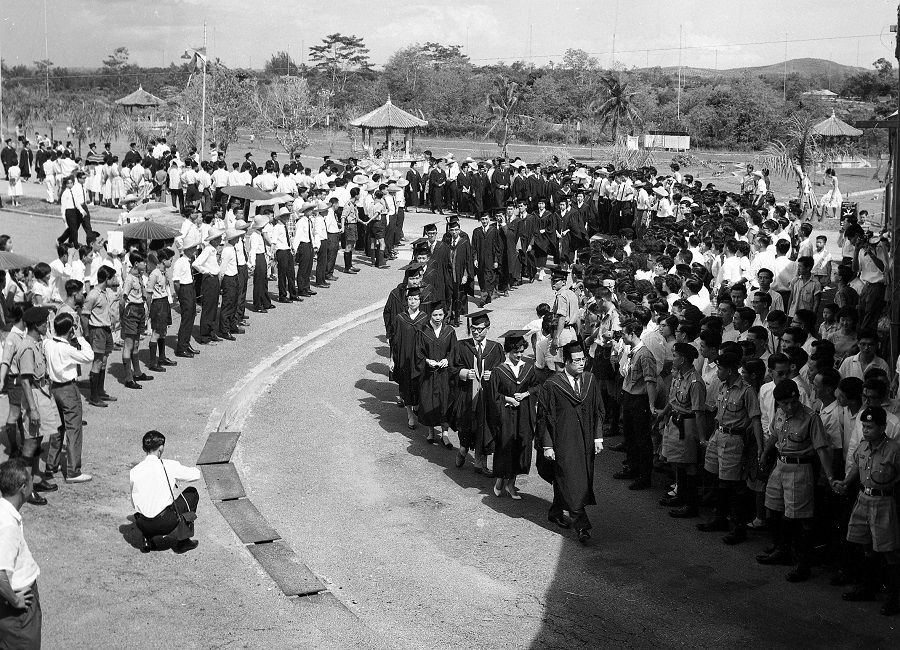 The first graduation ceremony of Nantah in 1960. (SPH Media)