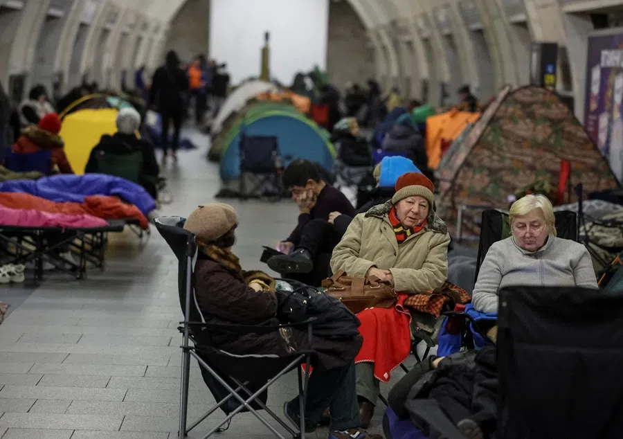 People take shelter inside a metro station during a Russian missile and drone strike, amid Russia's attack on Ukraine, in Kyiv, Ukraine, on 25 November 2025. (Yan Dobronosov/Reuters)