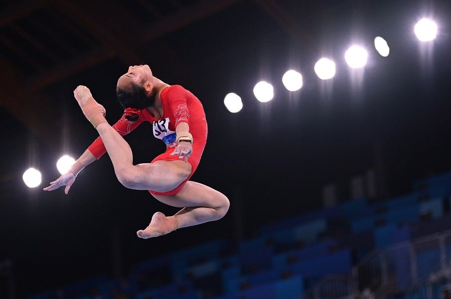 Tang Xijing of China in action at the Tokyo Olympics, 25 July 2021. (Dylan Martinez/Reuters)