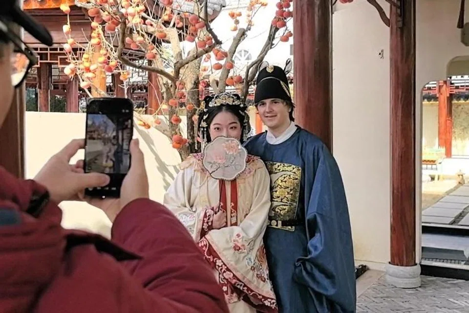 [Video] Why young Chinese are paying to ‘time-travel’ at dinner