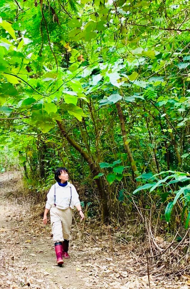 Lung Ying-tai believes in connecting with nature. (Lung Ying-tai/Facebook)