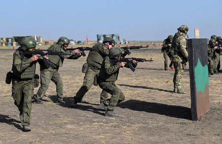 Recruits undergo combat assault training under the supervision of officers of Russia’s Southern Military District in the course of the Russia-Ukraine war, at a firing range in the Rostov region, Russia, on 4 October 2024. (Sergey Pivovarov/Reuters)