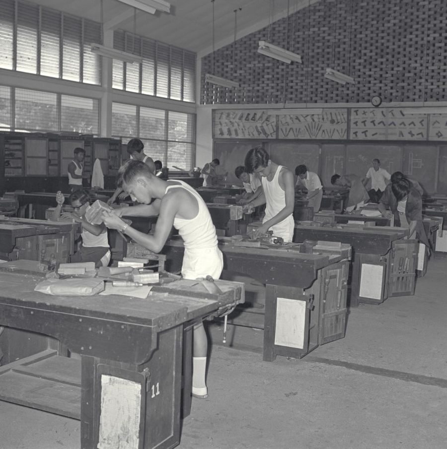 Students at work at Queenstown Technical School during a technical lesson, 4 July 1970. (SPH Media)