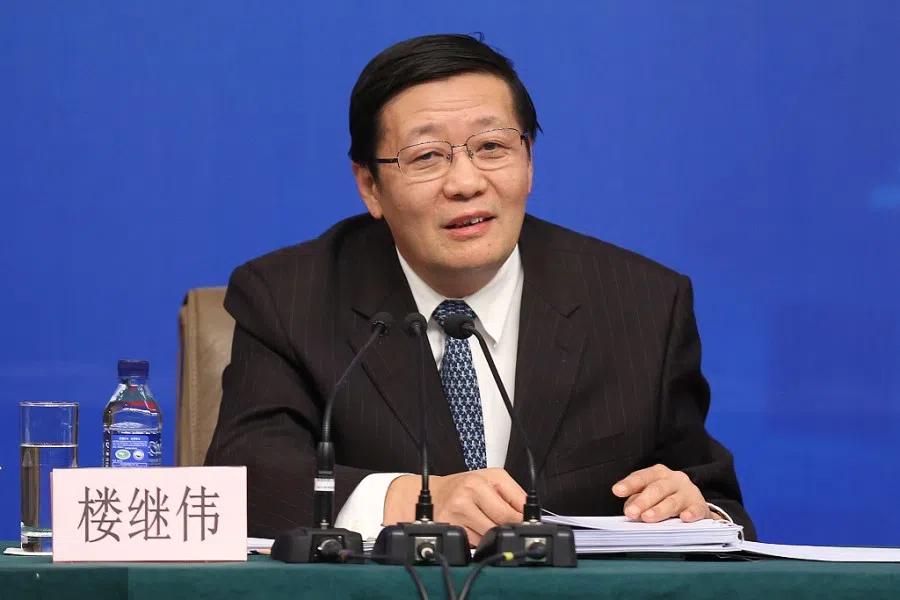 Former Finance Minister Lou Jiwei noted that statistical indicators do not reflect the triple pressures of shrinking demand, supply shocks and weakening expectations. (Internet)