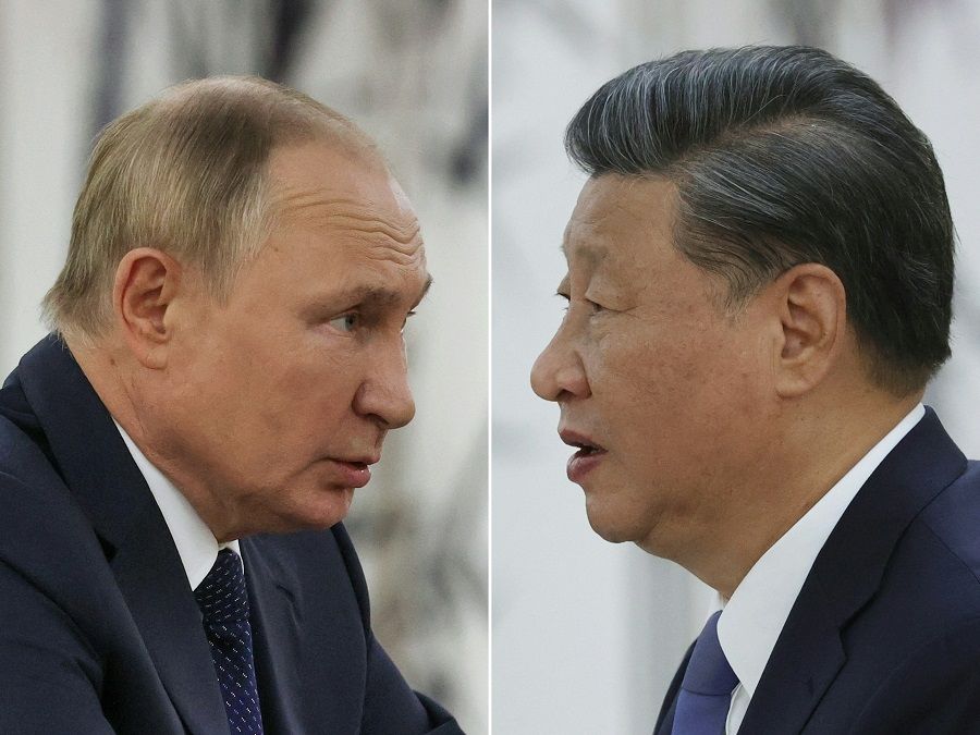 This combination of pictures created on 15 September 2022 shows Russian President Vladimir Putin (left) and China's President Xi Jinping during their meeting on the sidelines of the Shanghai Cooperation Organisation summit in Samarkand, Uzbekistan. (Alexandr Demyanchuk/Sputnik/AFP)