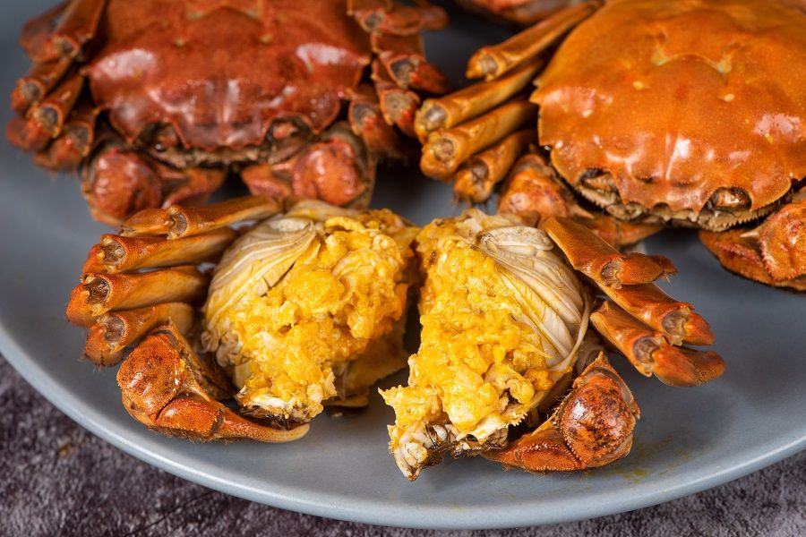 A long-awaited date with hairy crabs. (iStock)