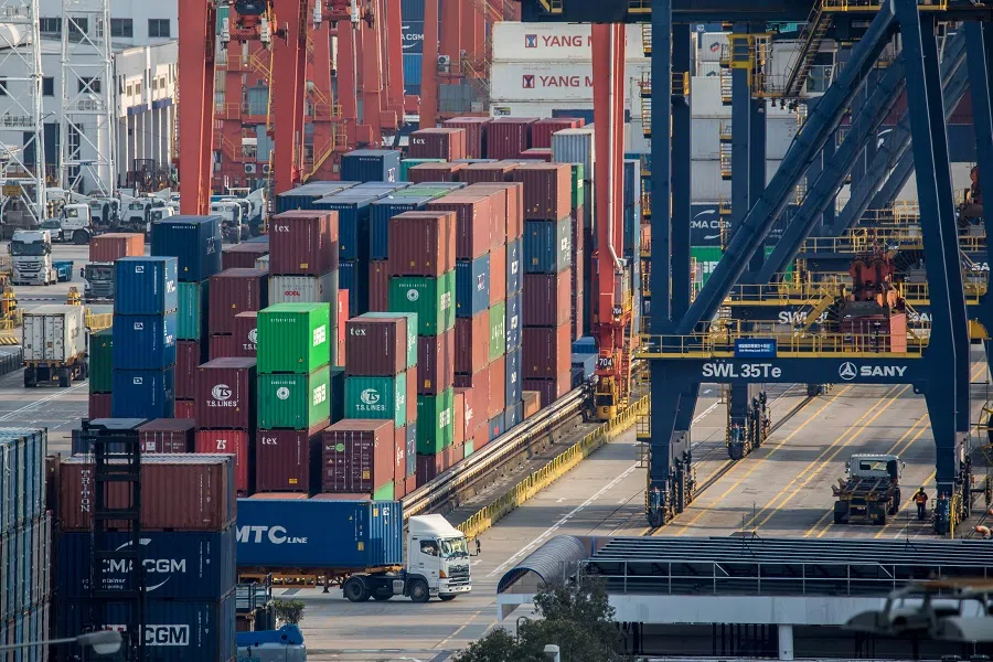 Containers sit stacked at the Kwai Tsing Container Terminal in Hong Kong, China, on 20 February 2020. (Paul Yeung/Bloomberg)
