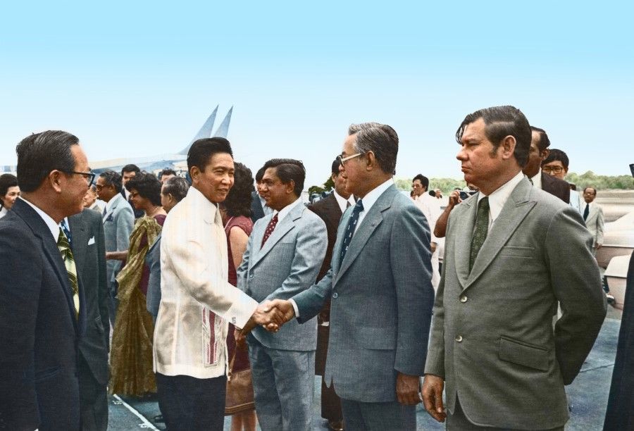 In 1976, Philippines President Ferdinand Marcos visited Singapore to boost military, economic and cultural exchange and cooperation among ASEAN countries.