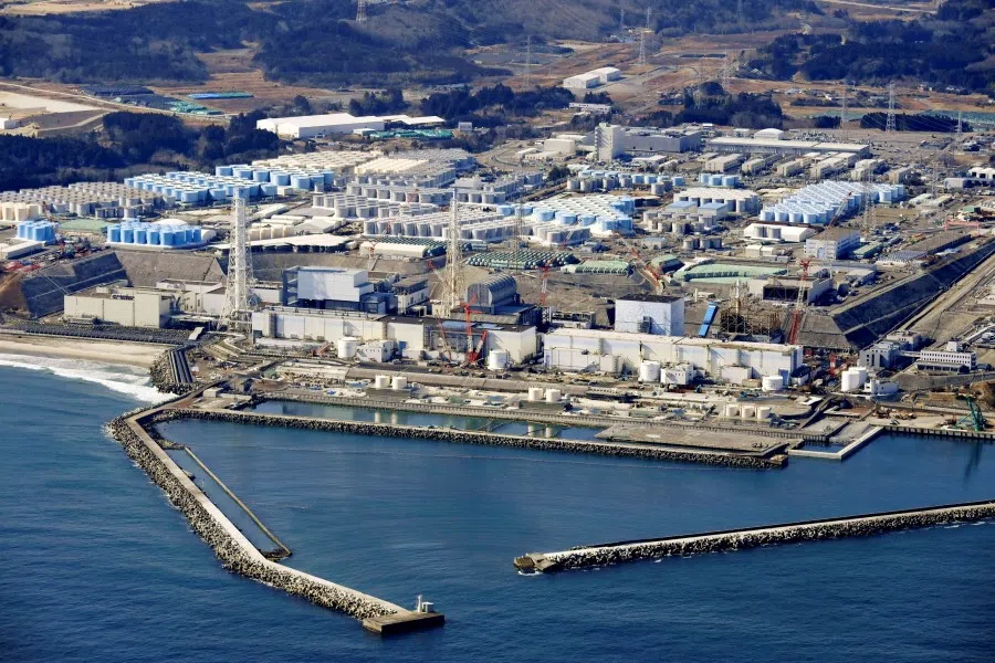 An aerial view shows the storage tanks for treated water at the tsunami-crippled Fukushima Daiichi nuclear power plant in Okuma town, Fukushima prefecture, 2011. (SPH)