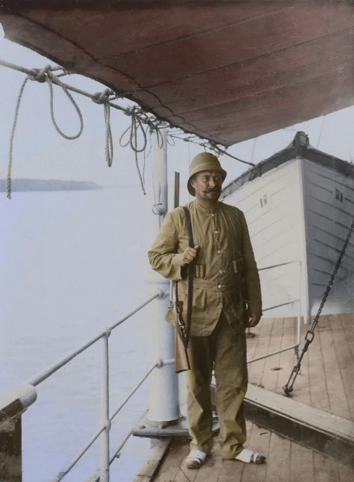 The German crew on the coolie boat on security detail with rifles. Chinese coolies were usually quite compliant and seldom caused trouble even in adverse conditions, and there were few incidents on coolie ships. A bigger problem was hygiene in the hold - one sick person could cause a mass infection, and coolies were known to die of illness.