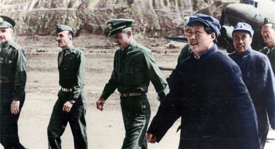 Mao Zedong receiving Dixie Mission head Colonel David D. Barrett and US army personnel at the airport in Yan'an, October 1944.