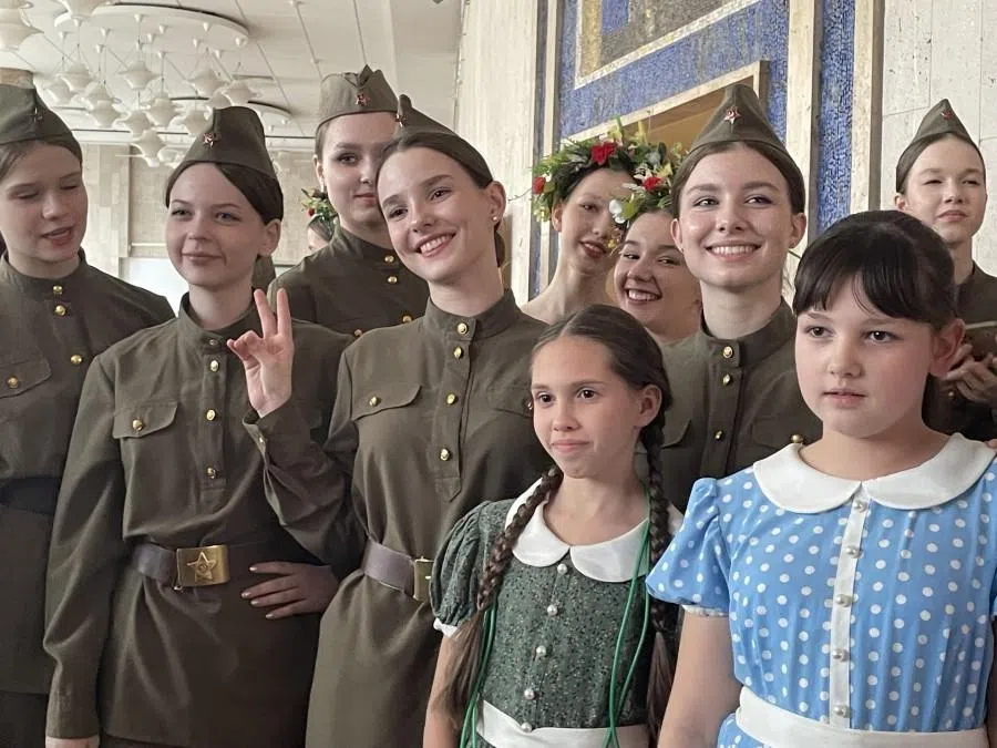 Activities at the Pushkin Institute in Moscow. (Photo: Michael Tai)