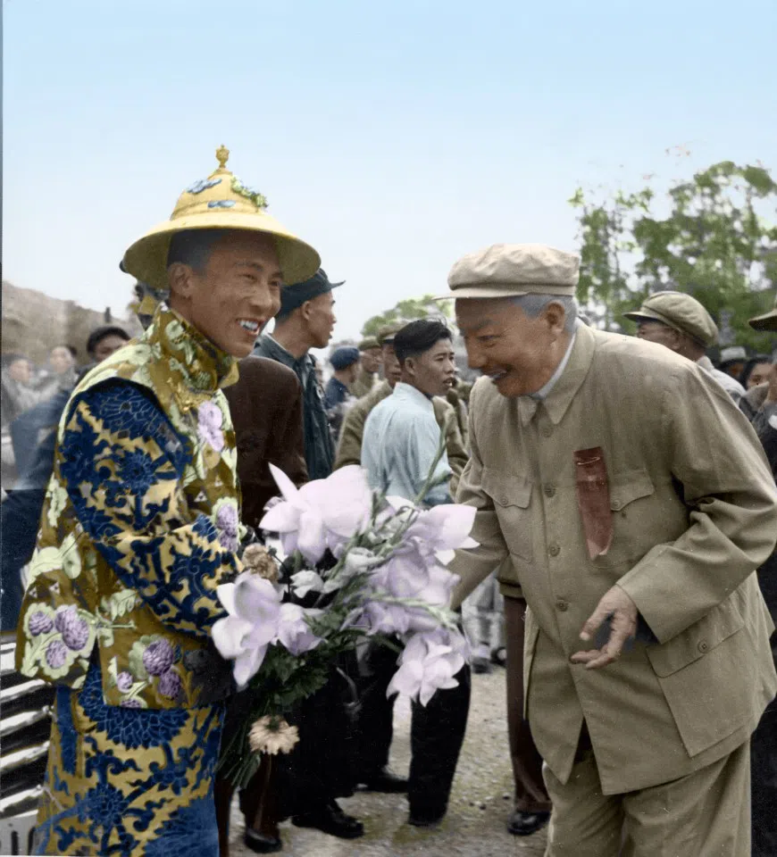 The Dalai Lama welcoming central government officials arriving in Lhasa for the inauguration of the Preparatory Committee for the Autonomous Region of Tibet (PCART), April 1956.