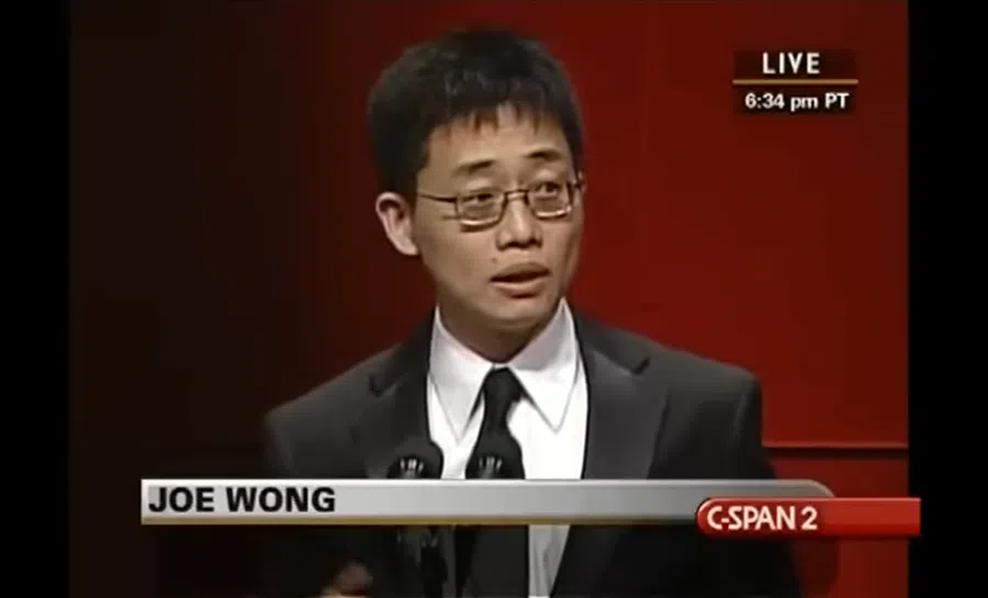 Joe Wong went viral after appearing at the White House Correspondents’ dinner in 2010. (Screenshot from YouTube)