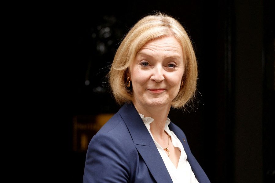 New British Prime Minister Liz Truss walks outside Number 10 Downing Street, in London, Britain, 7 September 2022. (John Sibley/File Photo/Reuters)
