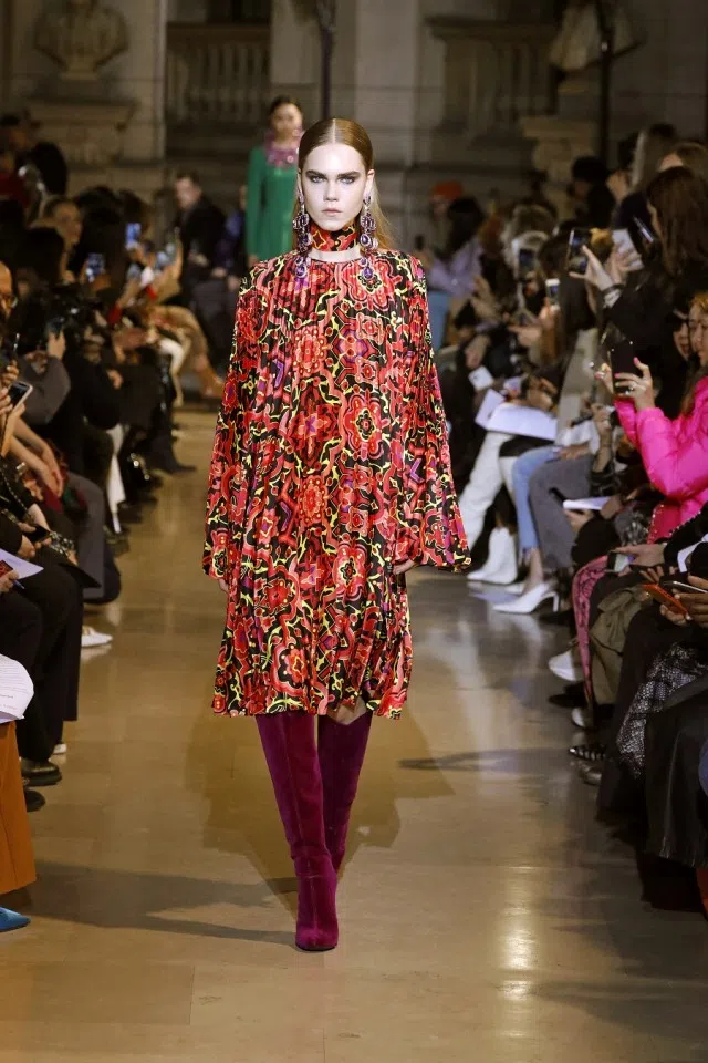 Andrew Gn AW20.21 runway show shot, Look 22.