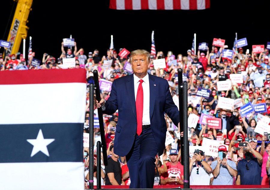 US President Donald Trump holds a campaign rally in Gastonia, North Carolina, US, 21 October 2020. (Tom Brenner/Reuters)