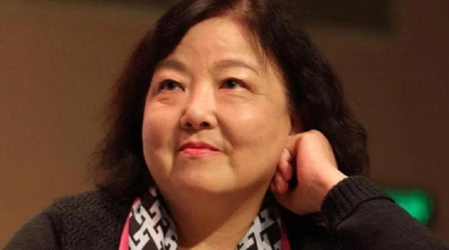 Writer Fang Fang's Wuhan lockdown diaries have sparked much debate among Chinese netizens. (Internet)