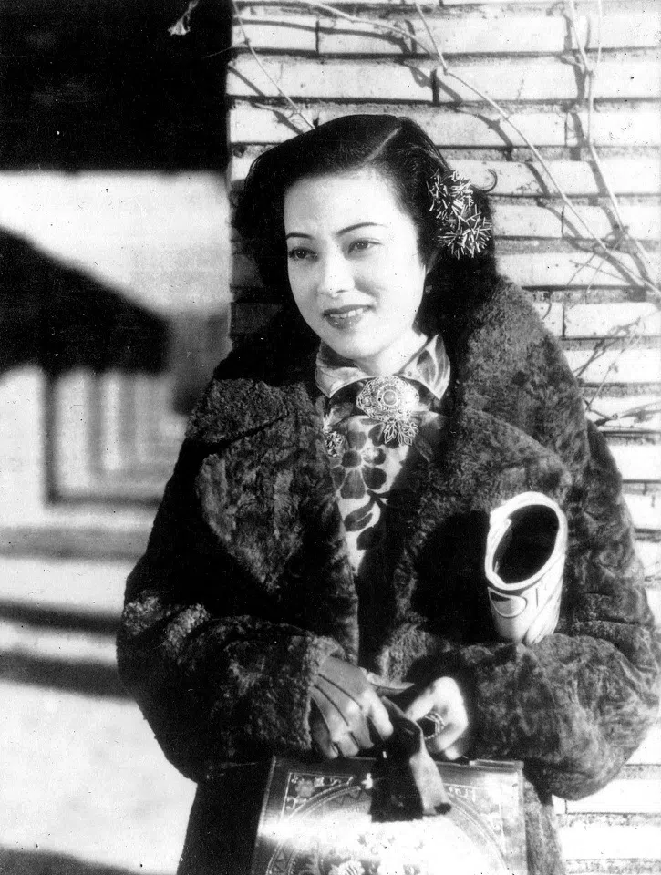 Japanese movie star Li Hsiang-lan (李香兰, real name Yamaguchi Yoshiko 山口淑子), late 1930s. She promoted the power of the Japanese empire and worked hard for Sino-Japanese peace after the war.