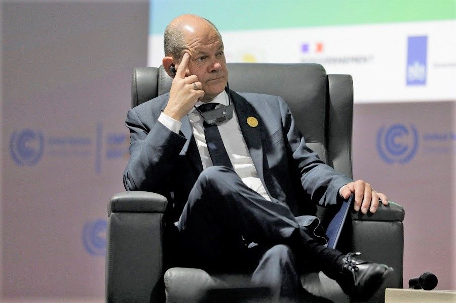 German Chancellor Olaf Scholz attends the COP27 climate summit in Sharm el-Sheikh, Egypt, 8 November 2022. (Mohamed Abd El Ghany/Reuters)