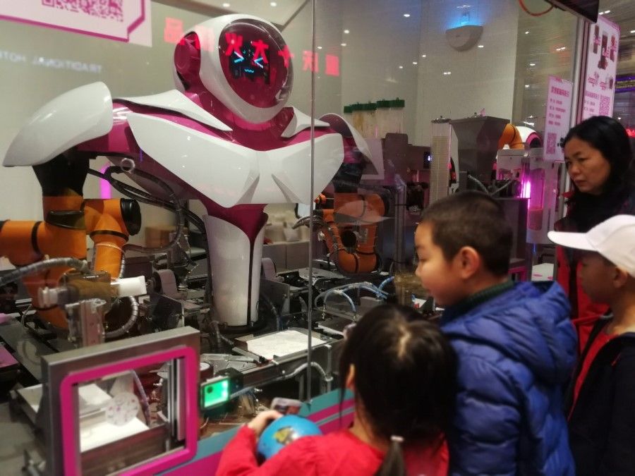Foodom restaurant is a new concept restaurant that runs with 46 robots.