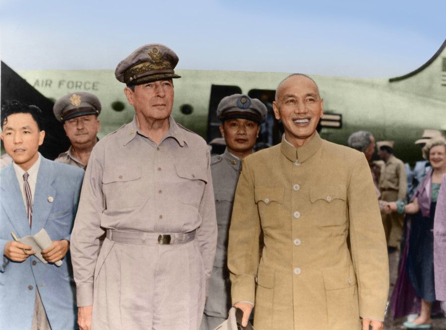 On 31 July 1950, President Chiang Kai-shek received Supreme Allied Commander Douglas MacArthur when he landed in Taipei from Tokyo. This is an image of ROC and the US fighting together. When North Korea invaded southwards, ROC and the US discussed strategies to resist the spread of communism.
