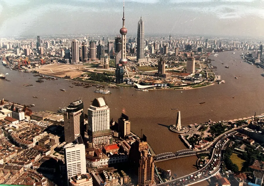 By the 1990s, Shanghai’s Pudong district underwent extensive development, positioning itself as a major financial hub in Asia.