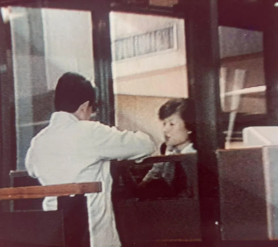 Rare historical footage of Philippine opposition leader Senator Aquino passing through Taiwan’s Chiang Kai-shek Airport, preparing to fly back to the Philippines, 21 August 1983.