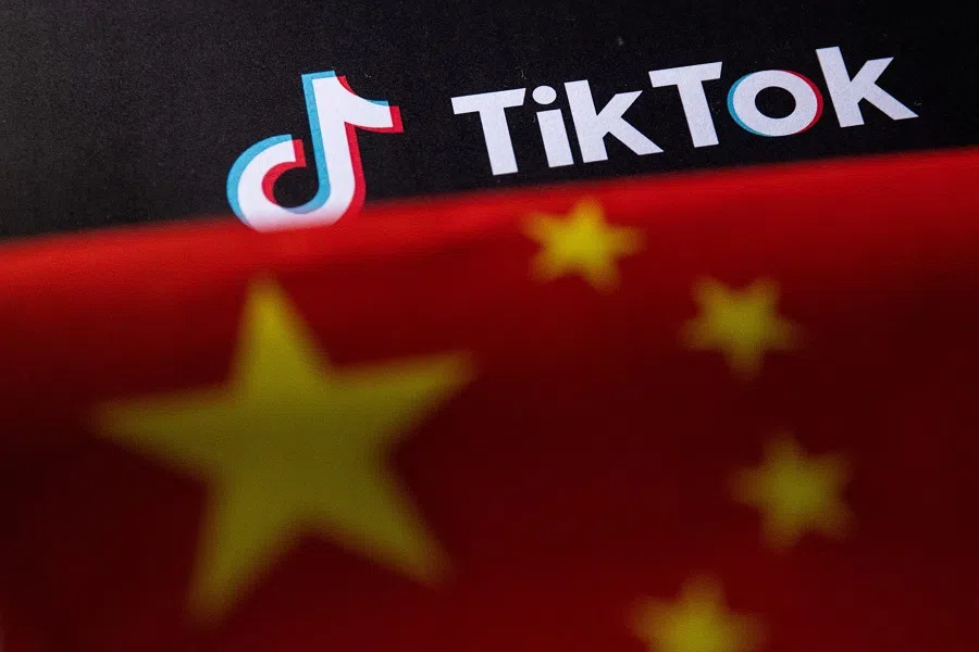 A Chinese flag and TikTok logo are seen in this illustration taken on 2 June 2023. (Dado Ruvic/Illustration/Reuters)