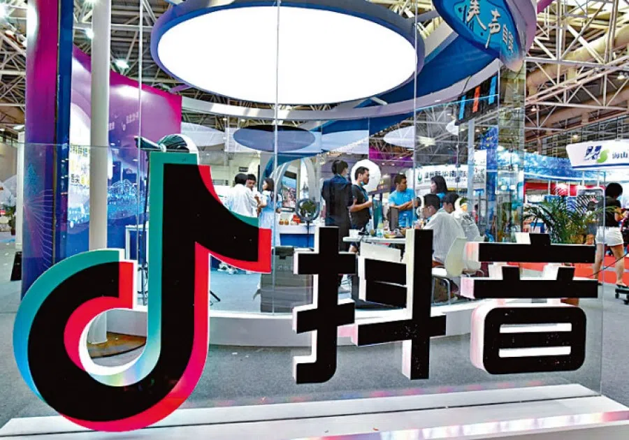 Short video platforms Douyin and Kuaishou have focused on a new model of "goods seeking people". (Internet)