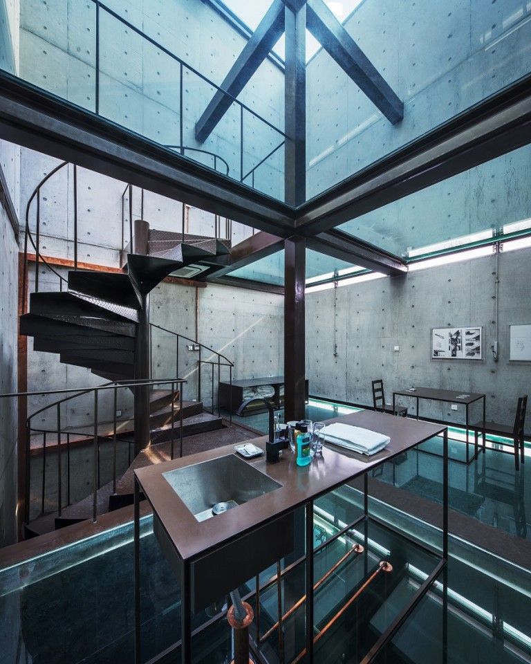 Chang Yung Ho, Vertical Glass House, interior, Shanghai, 2013. (Photo: Lv Hengzhong)