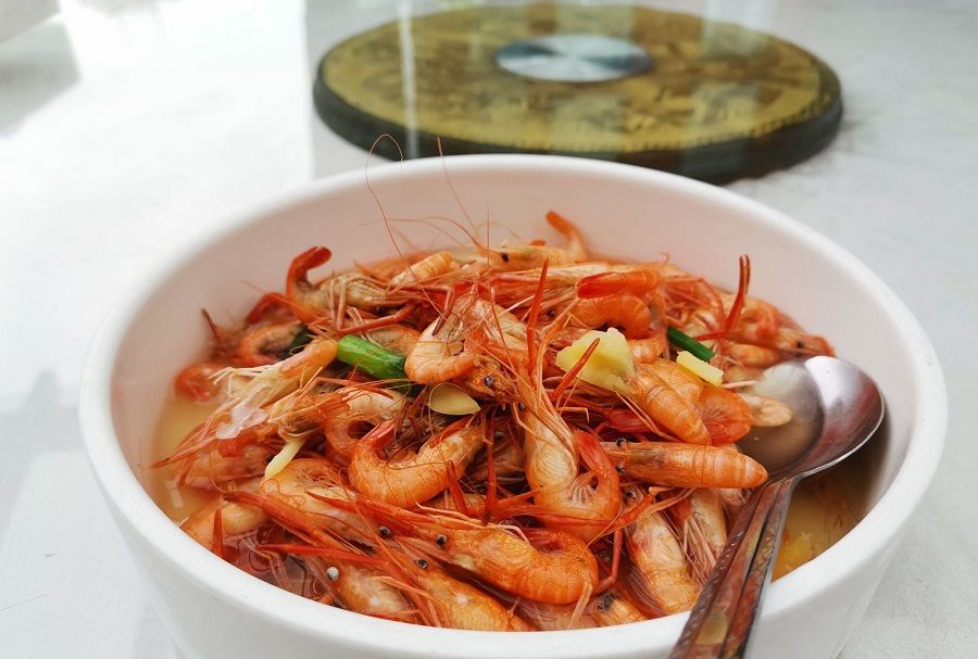 A plate of freshwater shrimps. (Internet)