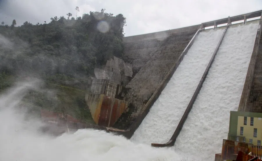 The slipway of the Murum Dam, 2015. (Wikimedia)