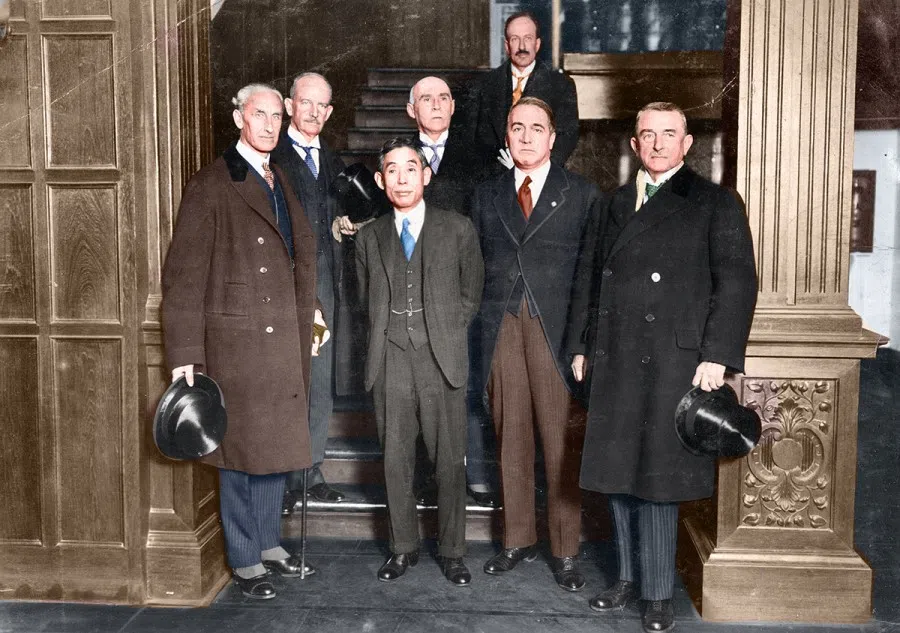 On 21 January 1932, the League of Nations established an investigation into the Mukden incident, led by Lord Lytton, with representatives from Britain, the US, France, Germany and Italy. The Lytton Commission conducted investigations in Japan, Shanghai and Shenyang, and on 4 September 1932 submitted its report to the League of Nations. This photo was made when the team arrived in Japan.