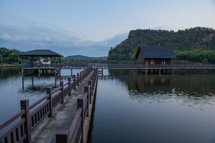 Shishan Lake, Jiangyin, Wuxi, Jiangsu province, China. (iStock)