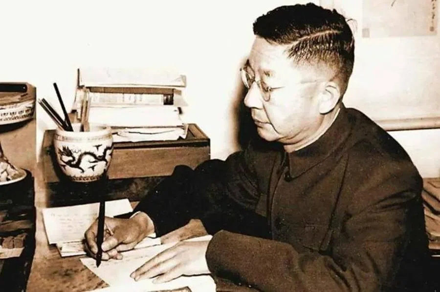 Chinese writer Lao She (1899-1966). (Internet)