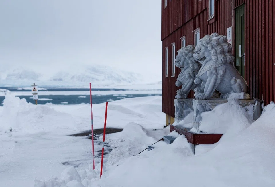 Lion statues decorate the entrance of China's Yellow River scientific station in Ny-Aalesund, Svalbard, Norway, on 6 April 2023. (Lisi Niesner/Reuters)