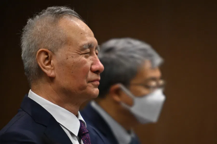 Chinese Vice-Premier Liu He waits ahead of his meeting with US Treasury Secretary on the sideline of the World Economic Forum (WEF) annual meeting in Davos, on 18 January 2023. (Sebastien Bozon/AFP)
