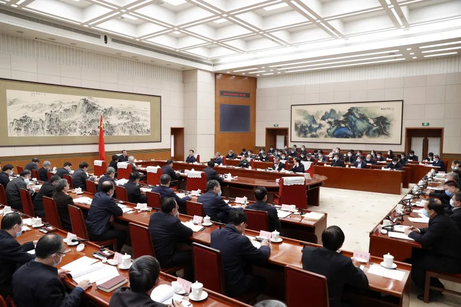 Chinese Premier Li Keqiang chairs a meeting of China's State Council on China's 14th Five-year Plan in Beijing, 30 October 2020. Senior Vice Premier of the State Council and Politburo Standing Committee member Han Zheng is also in attendance. (CNS)