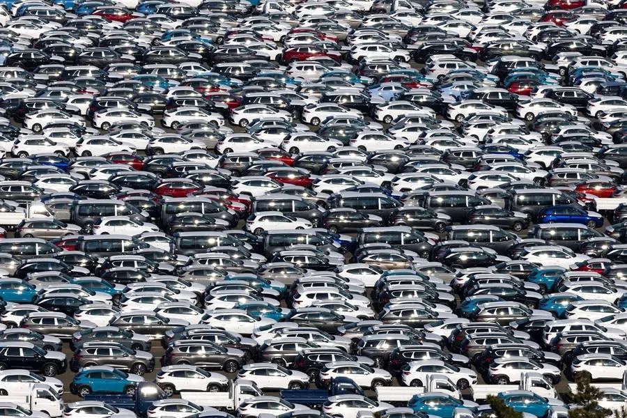 Hyundai Motor Co. vehicles bound for shipment parked at the company's Ulsan plant lot in Ulsan, South Korea, on 20 January 2022.