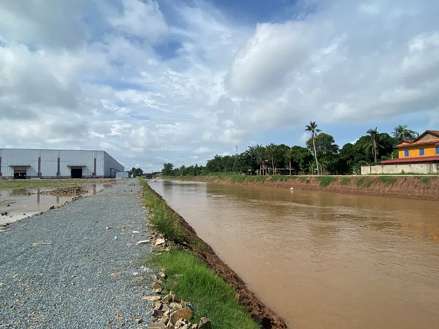 A view of an existing waterway from a part of the Mekong River near the site where the groundbreaking ceremony was held in August 2024 to begin construction of the Funan Techo Canal at Prek Takeo, east of Phnom Penh, Cambodia, on 16 October 2024. (Francesco Guarascio/Reuters)