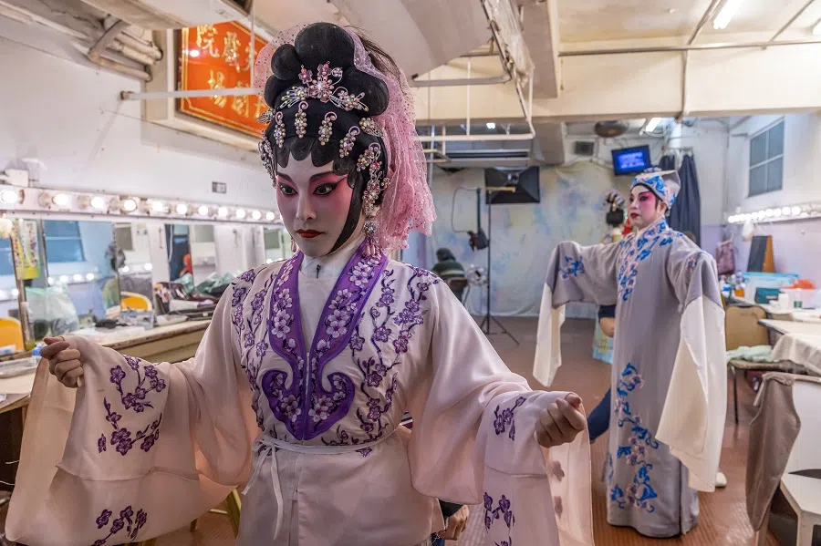 A Cantonese opera performer at the Sunbeam Theatre in Hong Kong, on 30 October 2024. (Tyrone Siu/Reuters)