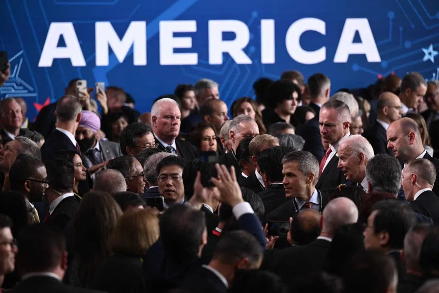 A crowd gathers around US President Joe Biden after his remarks on his economic plan at TSMC Semiconductor Manufacturing Facility in Phoenix, Arizona, on 6 December 2022. (Brendan Smialowski/AFP)