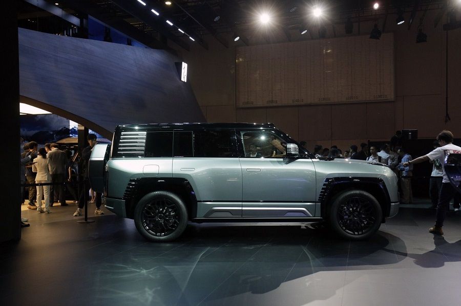 A BYD Co. Yangwang U8 electric sport utility vehicle (SUV) at the Shanghai Auto Show in Shanghai, China, on 18 April 2023. (Qilai Shen/Bloomberg)