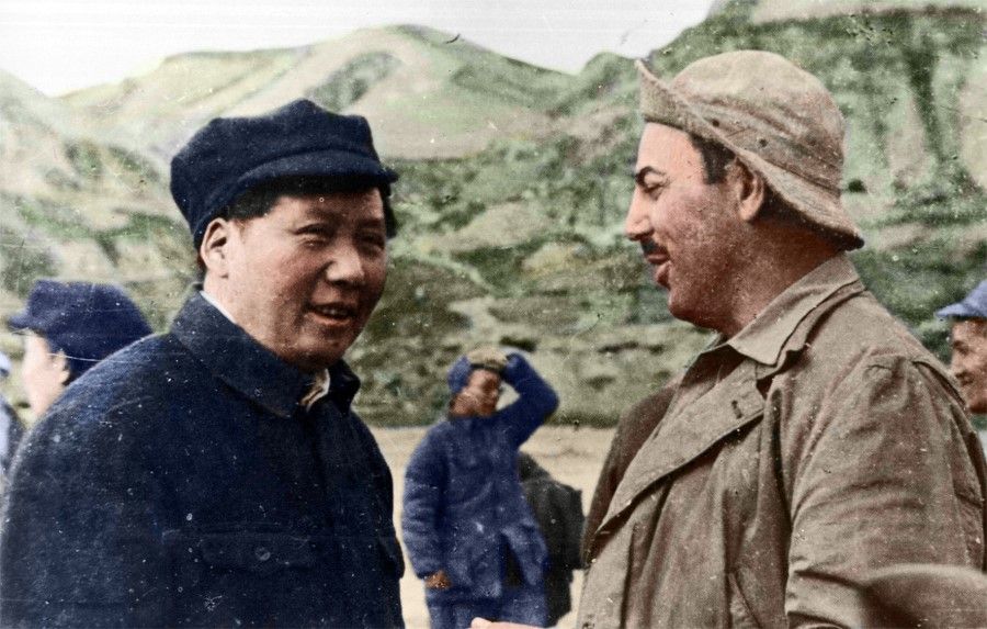 Mao Zedong speaking with US journalist Harrison Forman, 1944. Forman was a photojournalist for United Press International and the London Times. In June 1944, he headed northwest to Yan'an with a group of journalists to do frontline reporting from the base of the CCP-led resistance against the Japanese, revealing to the world the real situation in Yan'an, and the toughness of the Eighth Route Army as it bravely resisted the Japanese at the Shaanxi, Gansu, and Ningxia border. He subsequently wrote the bestselling book Report from Red China.