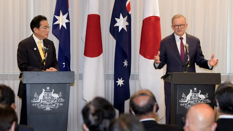 Australian Prime Minister Anthony Albanese speaks as Japanese Prime Minister Fumio Kishida looks on at the Annual Australia-Japan Leaders' Meeting in Perth city, Australia, 22 October 2022. (Sharon Smith/Pool via Reuters)